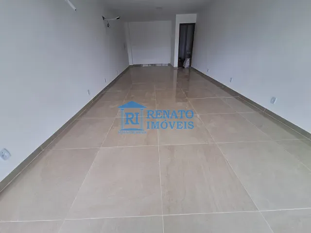 Sala à venda ou para alugar, no bairro Flamengo em Maricá