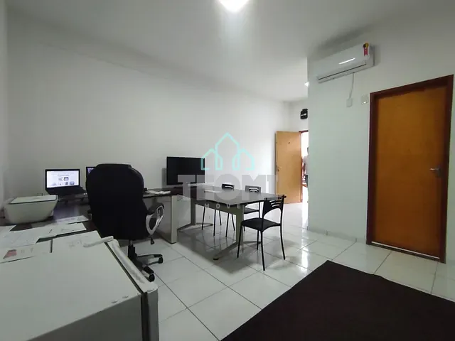 Sala à venda, no bairro Centro em Taubaté