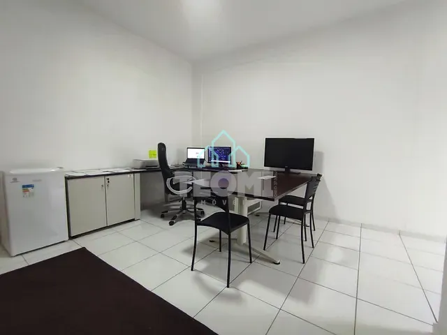 Sala à venda, no bairro Centro em Taubaté
