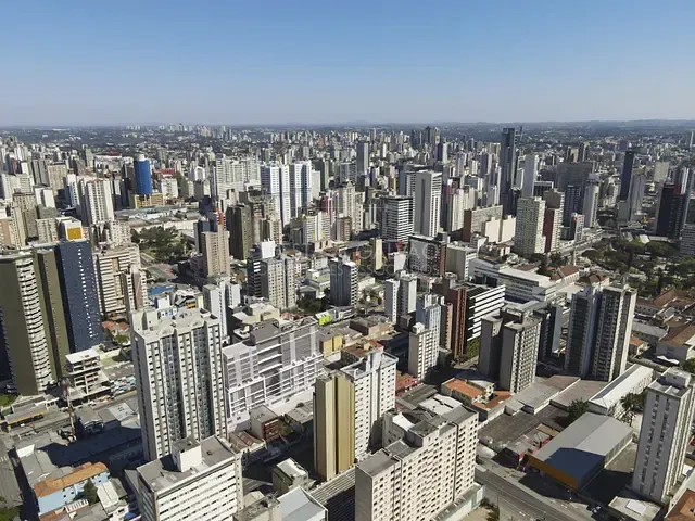 Sala com 49m², à venda, no bairro Rebouças em Curitiba