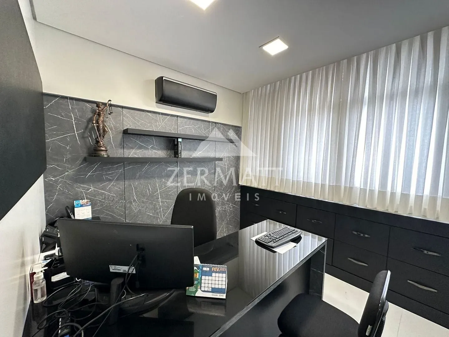 Sala Comercial Mobiliada no Centro de Blumenau - Pronta para Entrar! — foto 3
