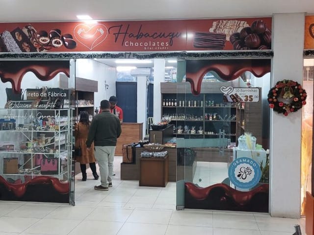 Sala à venda, no bairro Centro em Canela