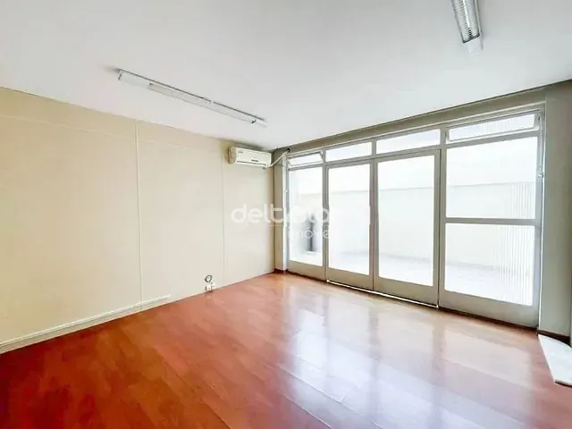 Sala com 220m², para alugar, no bairro Ouro Preto em Belo Horizonte