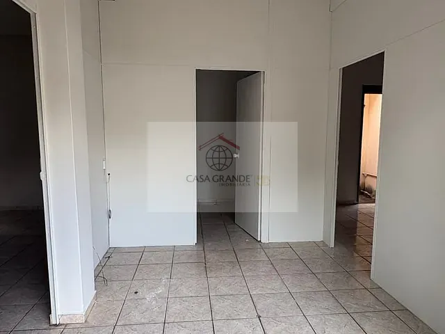 Sala para alugar, no bairro Centro em Rolândia