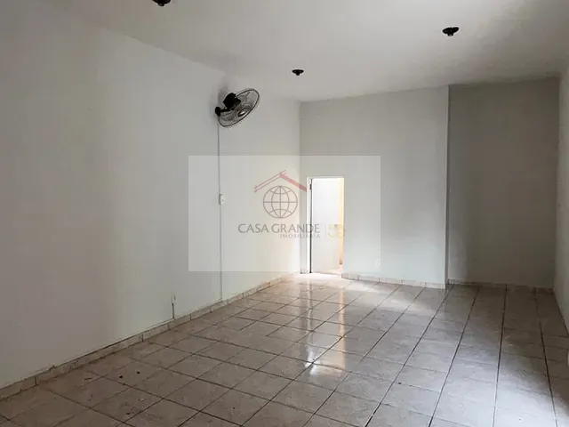 Sala para alugar, no bairro Centro em Rolândia