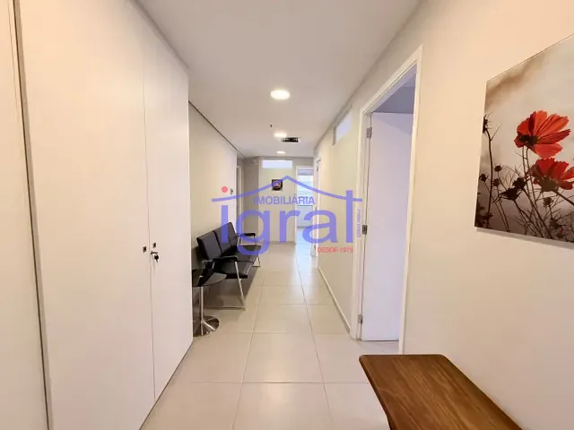 Sala à venda ou para alugar, no bairro Jabaquara em São Paulo