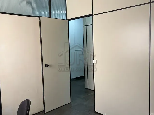 Sala para alugar, no bairro Cidade São Jorge em Santo André