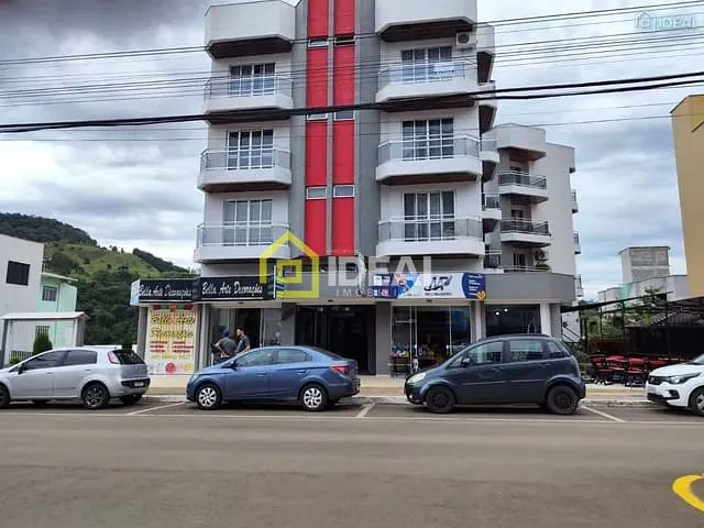 Sala à venda, no bairro Centro em Piratuba