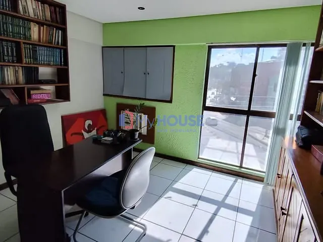 Sala à venda, no bairro Centro em Ilhéus