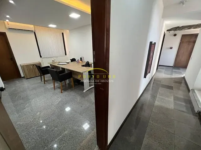 Sala à venda, no bairro Amaralina em Salvador