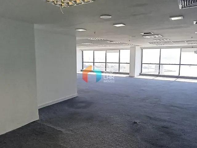 Sala com 570m², à venda ou para alugar, no bairro Centro em Rio de Janeiro