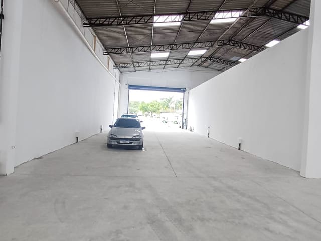Sala à venda ou para alugar, no bairro Albatróz em Bertioga