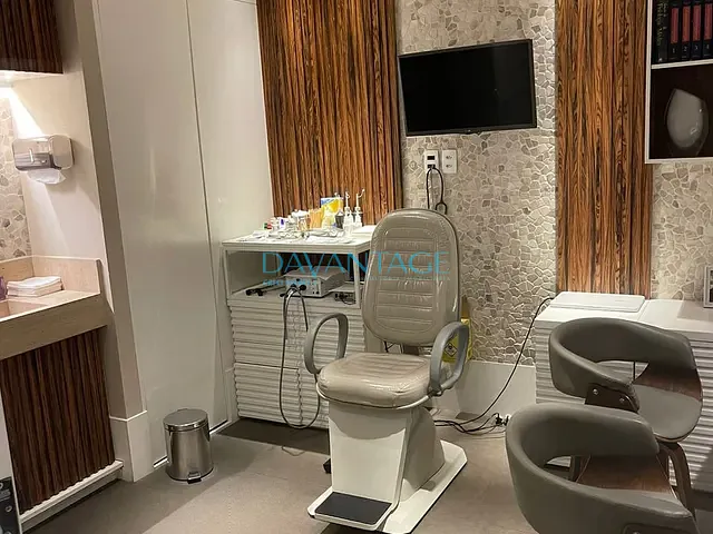 Sala à venda, no bairro Vila Pompéia em São Paulo