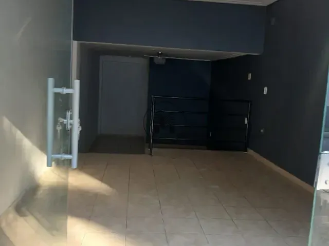 Sala para alugar, no bairro Centro em Guaratinguetá