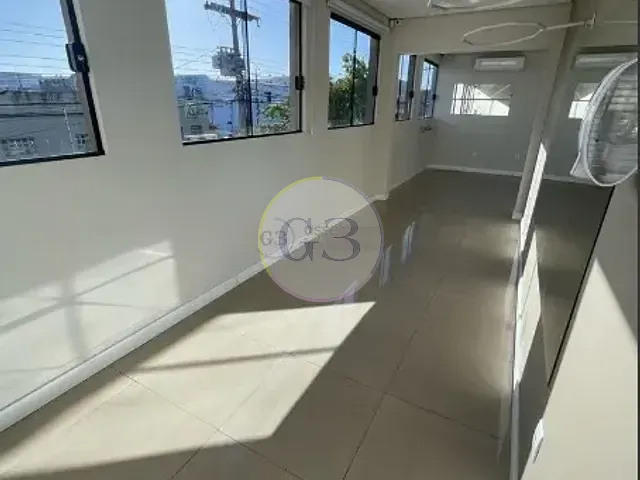 Sala para alugar, no bairro Centro em Pelotas