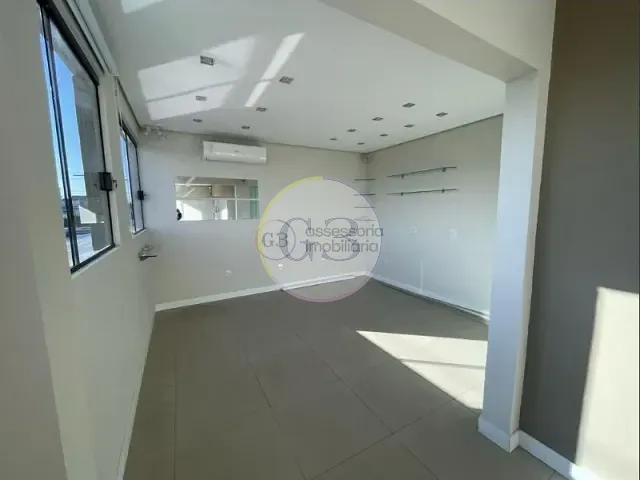 Sala para alugar, no bairro Centro em Pelotas