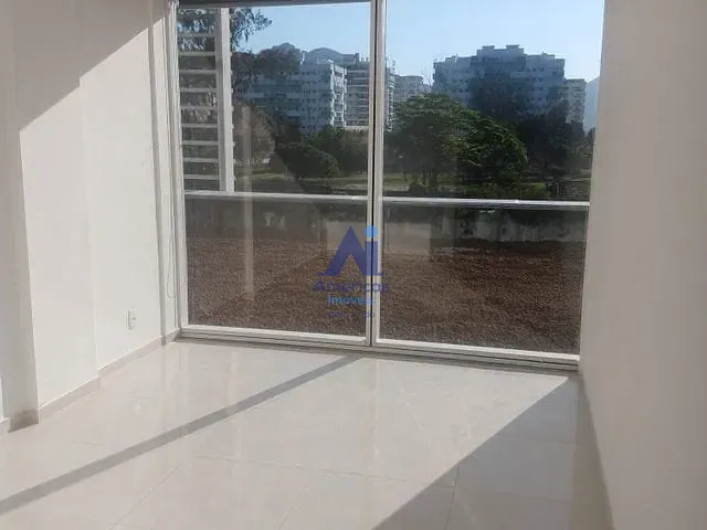 Sala com 22m², à venda, no bairro Recreio dos Bandeirantes em Rio de Janeiro