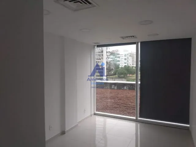 Sala com 22m², à venda, no bairro Recreio dos Bandeirantes em Rio de Janeiro