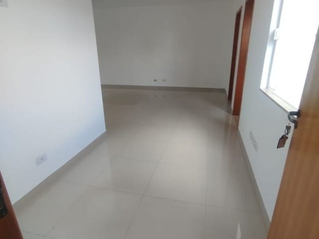 Sala com 5000m², para alugar, no bairro Centro em Cambé