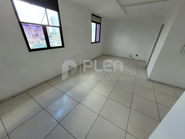 Sala com 33m², para alugar, no bairro Santana em São Paulo