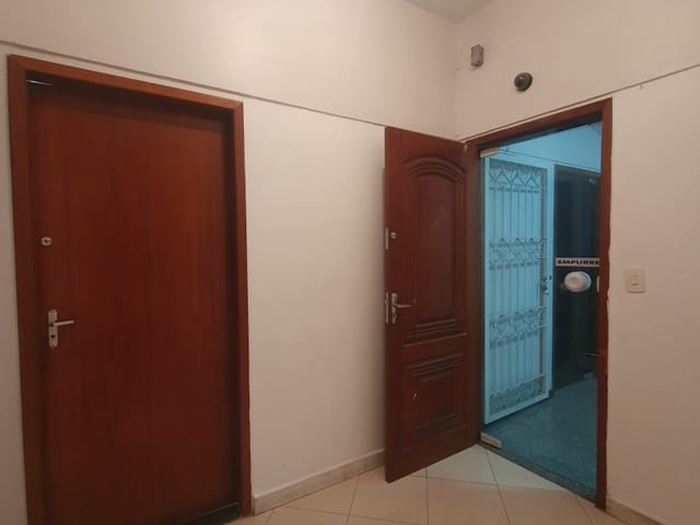 Sala para alugar, no bairro Campo Grande em Rio de Janeiro