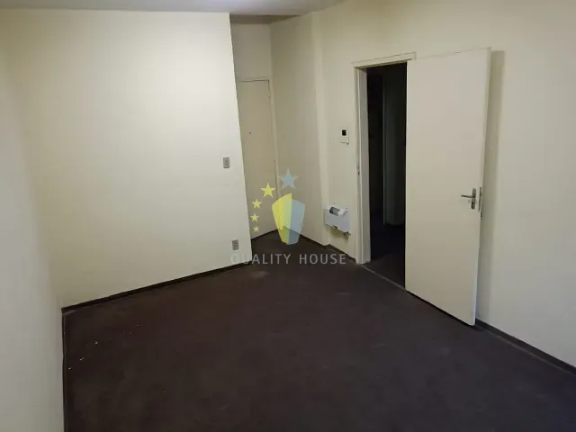 Sala com 40m², à venda ou para alugar, no bairro Saúde em Rio de Janeiro