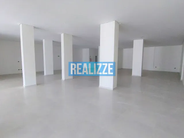 Sala para alugar, no bairro Centro em Marau