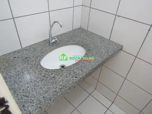 Sala com 42m², para alugar, no bairro Centro em Teresina