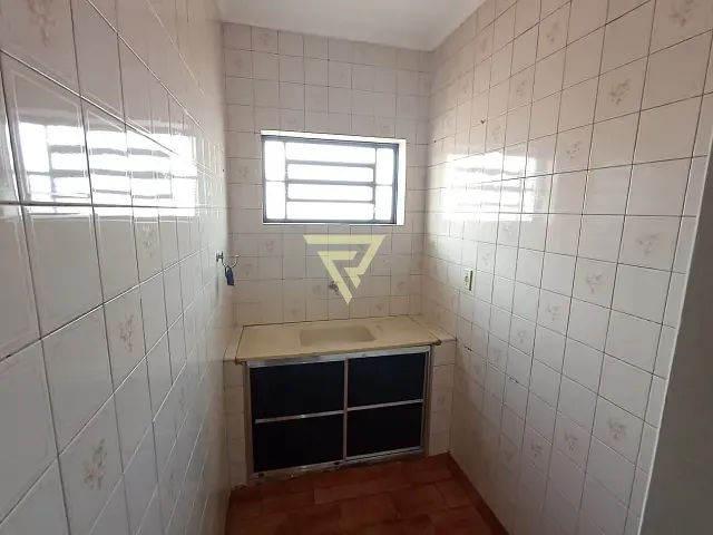 Sala para alugar, no bairro Ipiranga em Ribeirão Preto