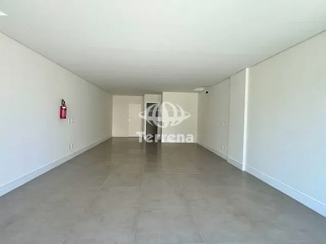 Loja com 60m², para alugar, no bairro Vila Nova em Blumenau