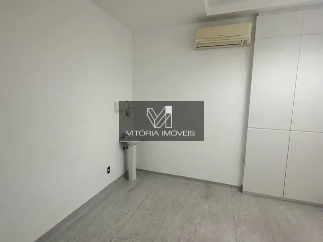 Sala com 156m², para alugar, no bairro Praia do Canto em Vitória