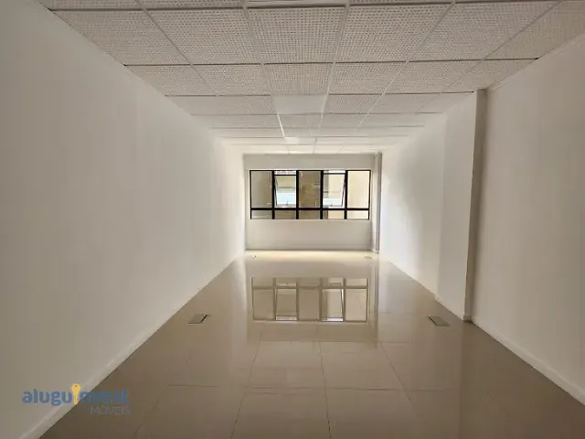 Sala à venda, no bairro Itacorubi em Florianópolis