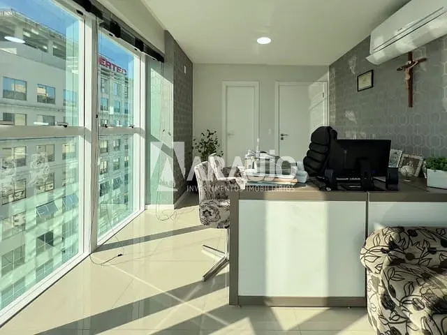 Sala à venda, no bairro Centro em Itajaí