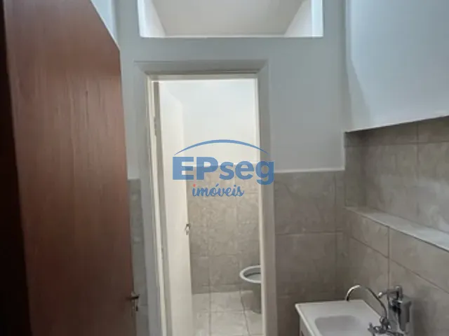 Sala com 39m², para alugar, no bairro Centro em Londrina