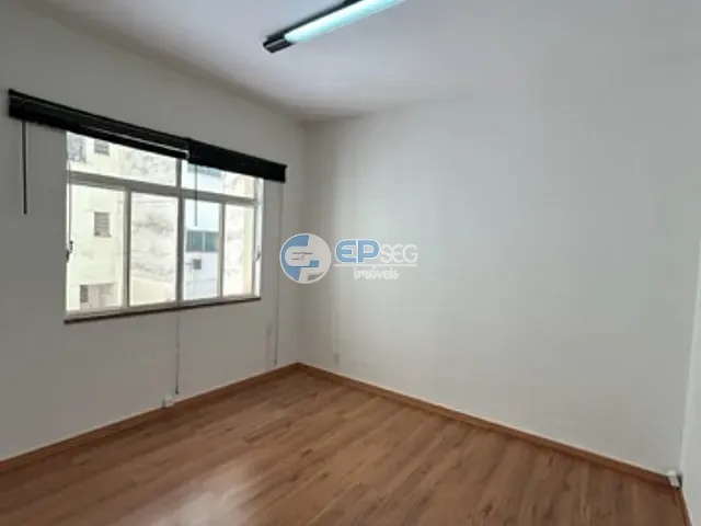 Sala com 39m², para alugar, no bairro Centro em Londrina