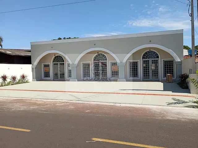 Sala com 102m², para alugar, no bairro Centro em Rolândia