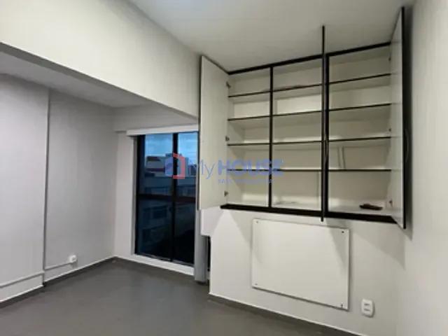 Sala com 45m² 1 quarto e 1 banheiro, à venda, no bairro Centro em Ilhéus