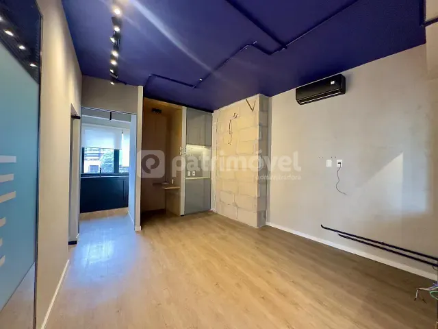 Sala com 70m², para alugar, no bairro Leblon em Rio de Janeiro