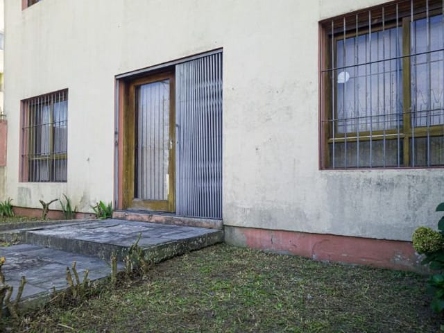 Sala à venda ou para alugar, no bairro Centro em Pelotas