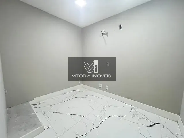 Sala para alugar, no bairro Enseada do Suá em Vitória