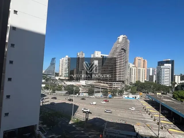 Sala para alugar, no bairro Enseada do Suá em Vitória