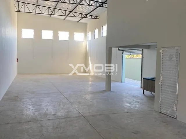 Galpão / Barracão com 223m², para alugar, no bairro Vila Nova Trieste em Jarinu