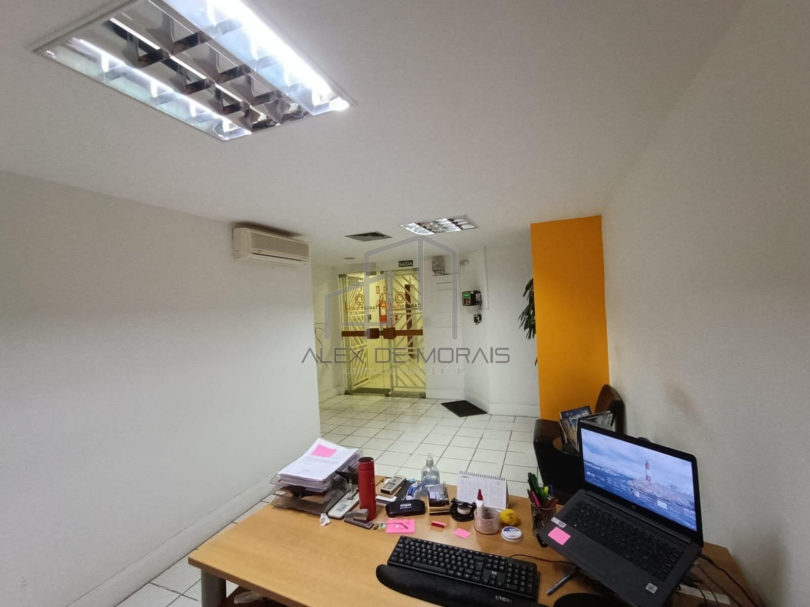 Sala-Conjunto, 250 m² - Foto 1