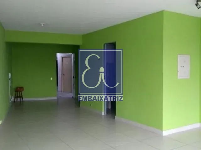 Sala com 46m², à venda ou para alugar, no bairro Centro em São José dos Campos
