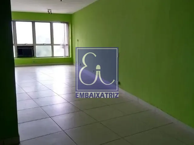 Sala com 46m², à venda ou para alugar, no bairro Centro em São José dos Campos