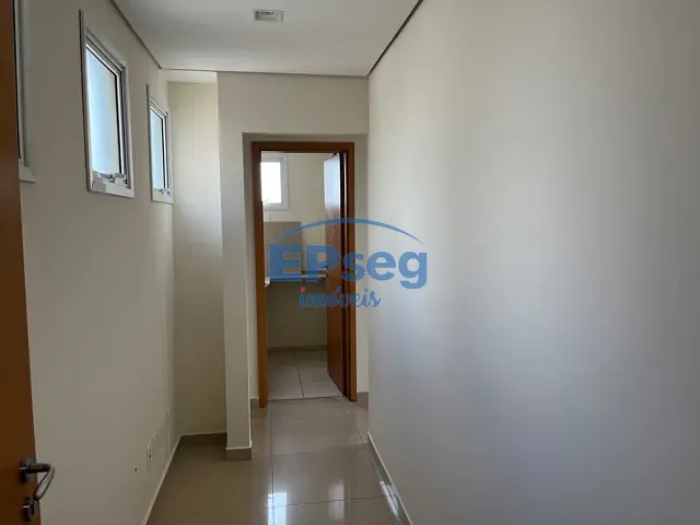 Sala com 105m², à venda, no bairro Centro em Ibiporã
