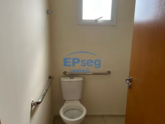 Sala com 105m², à venda, no bairro Centro em Ibiporã