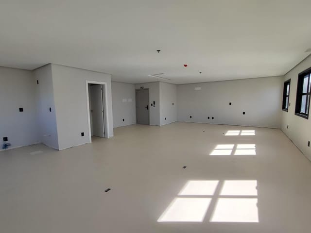 Sala para alugar, no bairro Centro em Nova Prata