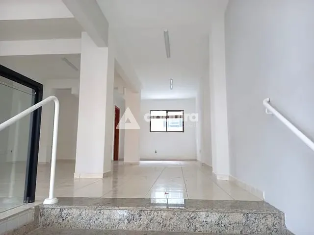 Sala para alugar, no bairro Centro em Ponta Grossa