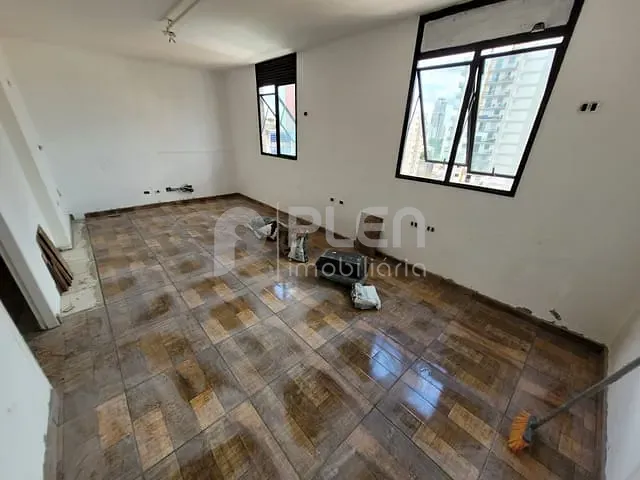 Sala com 33m², para alugar, no bairro Santana em São Paulo